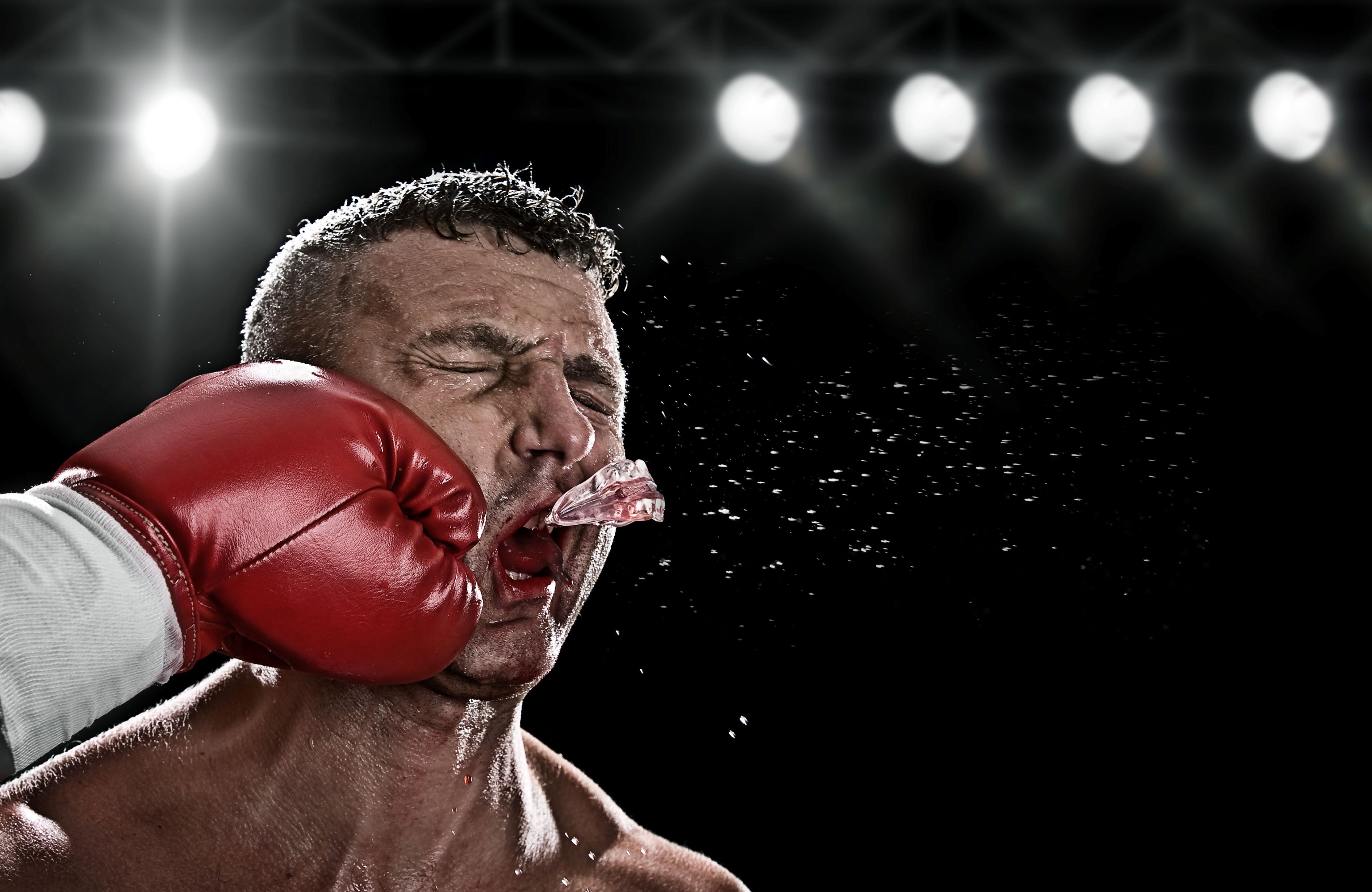 3-reasons-boxers-use-mouthguards-mouthpiece-guy